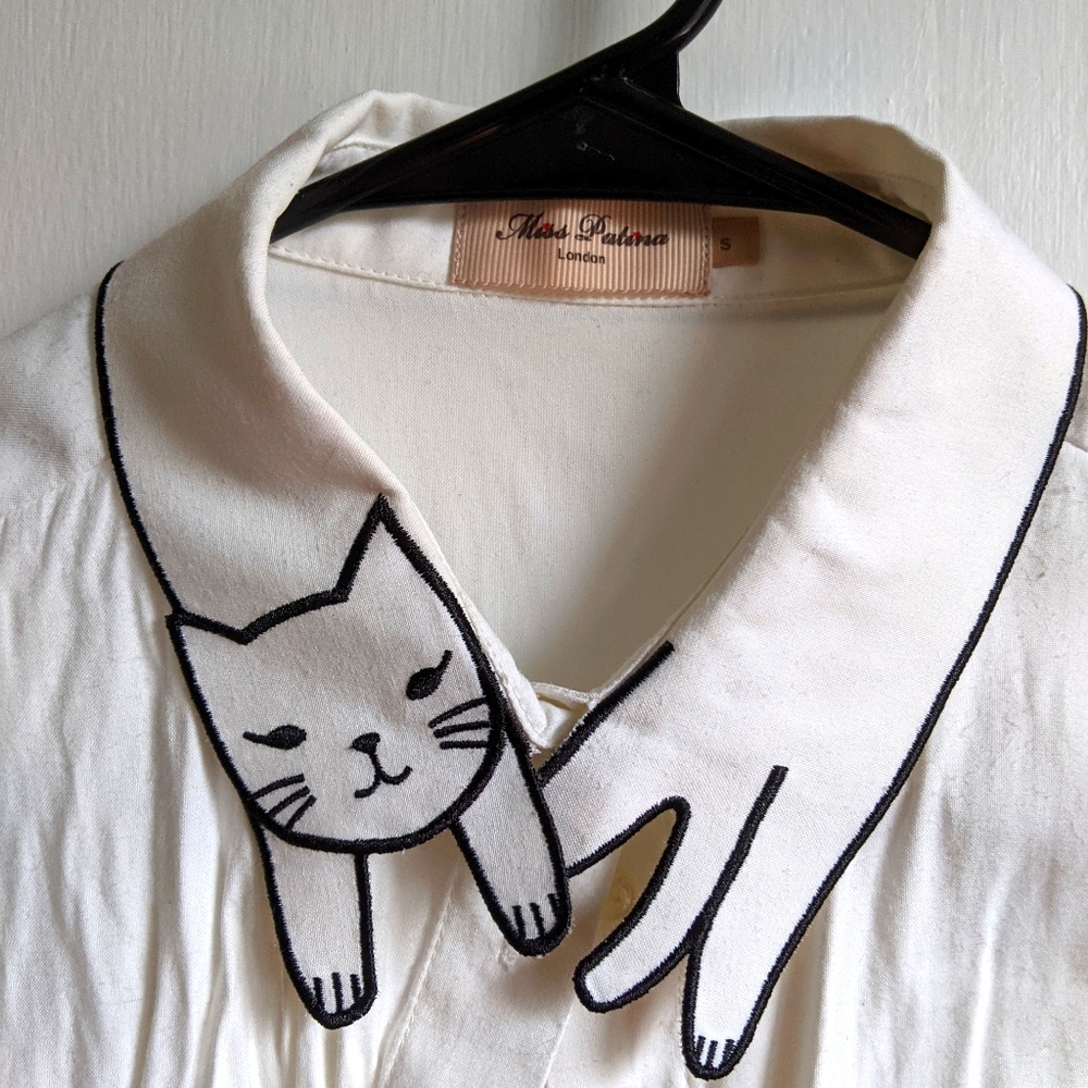Miss Patina Cat Collar Button-up